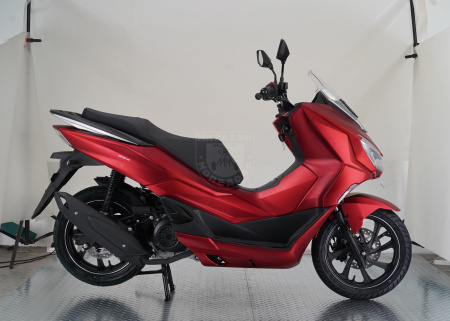 VMC Скутер VMC PCX 200 красный