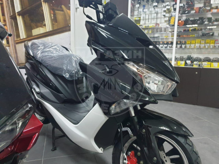 NEXUS МаксиСкутер ARC 50(125)сс 4т чернобелый
