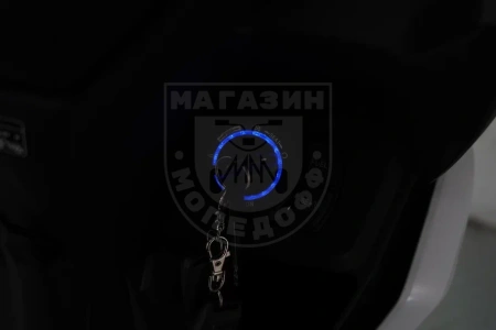 VMC Скутер VMC Cyclone 200 белый