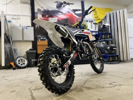 BSE Питбайк BSE MXS 150 FJ Red 19/16