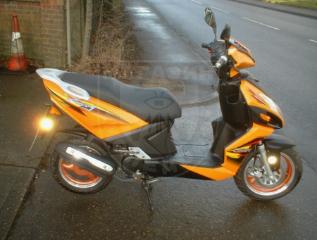LIFAN Скутер LIFAN LF125T-26 125сс 4т yellow