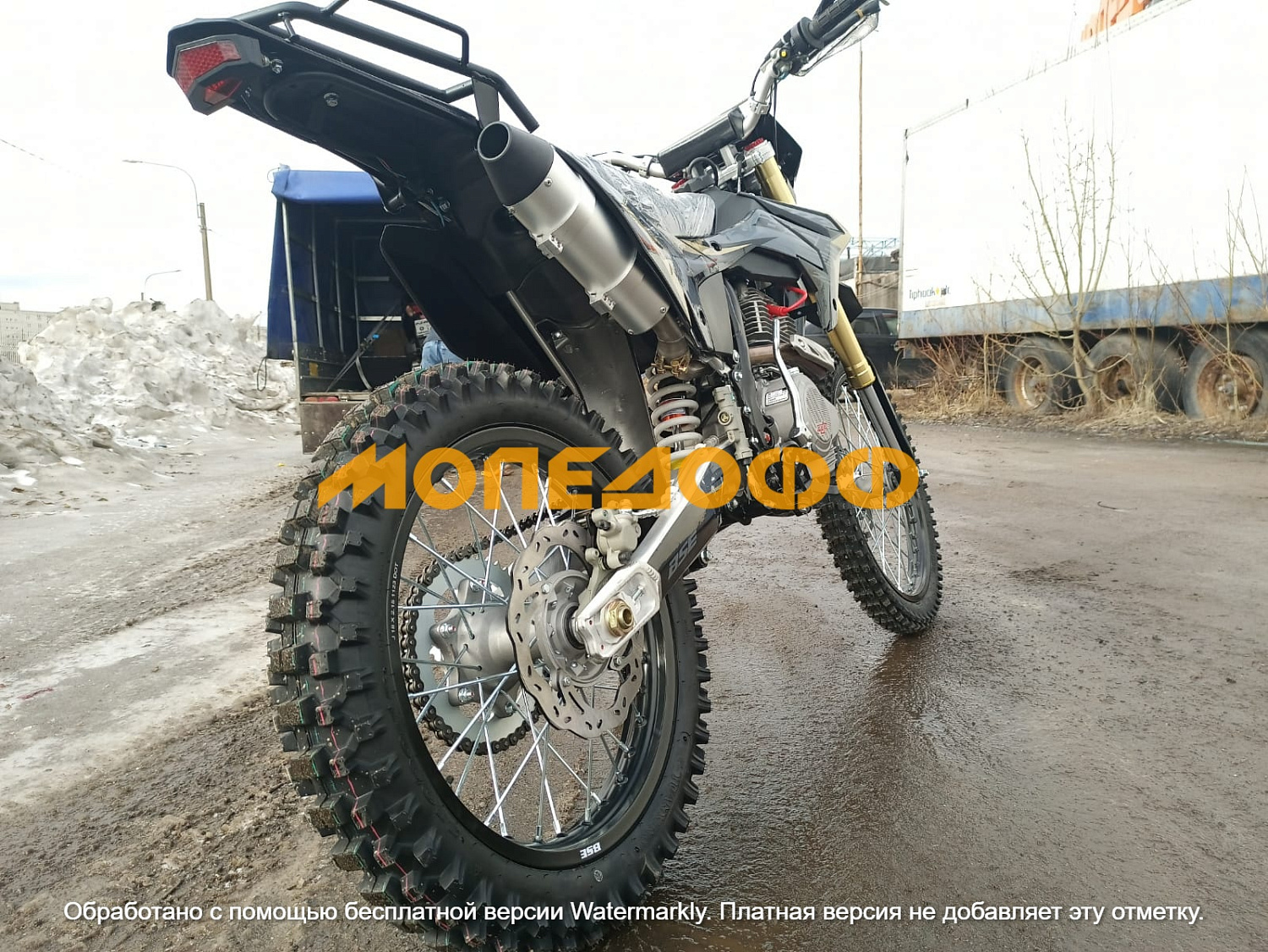 BSE Мотоцикл BSE Z3 (130) Gold Black