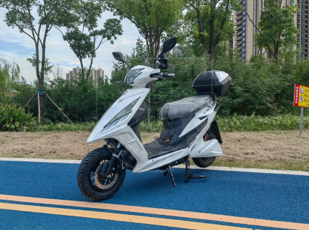 VENTO Электроскутер VENTO iCORSA 2000W белый