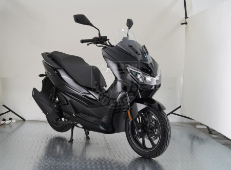 VMC Скутер VMC PCX 200 черный