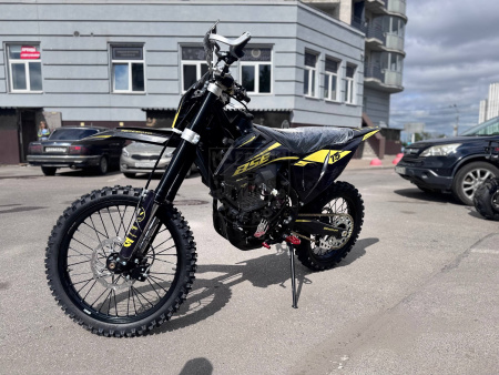BSE Мотоцикл BSE T5 Black Twister