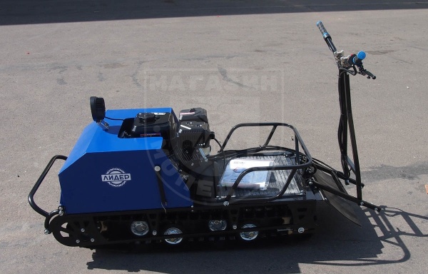 СИГМА Мотобуксировщик компактный ЛИДЕР-СИГМА-1, 8+ л.с. без лыжного модуля TAV2-40