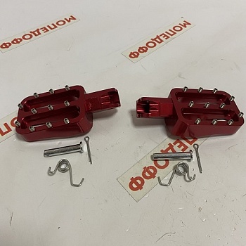 Подножки водителя кросс CNC красные  в мотомагазине Мопедофф т. 88129814555.