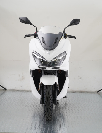 VMC Скутер VMC PCX 200 белый