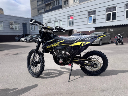 BSE Мотоцикл BSE T5 Black Twister