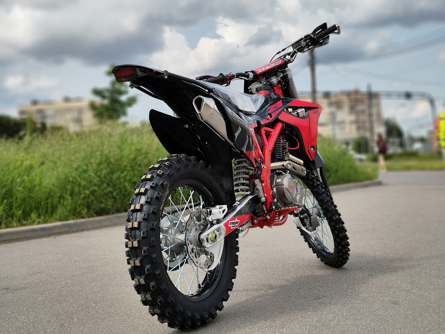 BSE Мотоцикл BSE Z11 Red Black