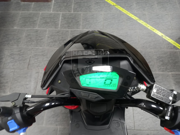 NEXUS МаксиСкутер ARC 50(125)сс 4т красный