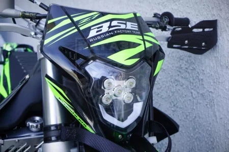 BSE Мотоцикл BSE Z7 Green Blast ZS174MN-5A
